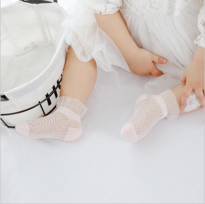 Lovely Lace Design 2 pares de calcetines para bebé