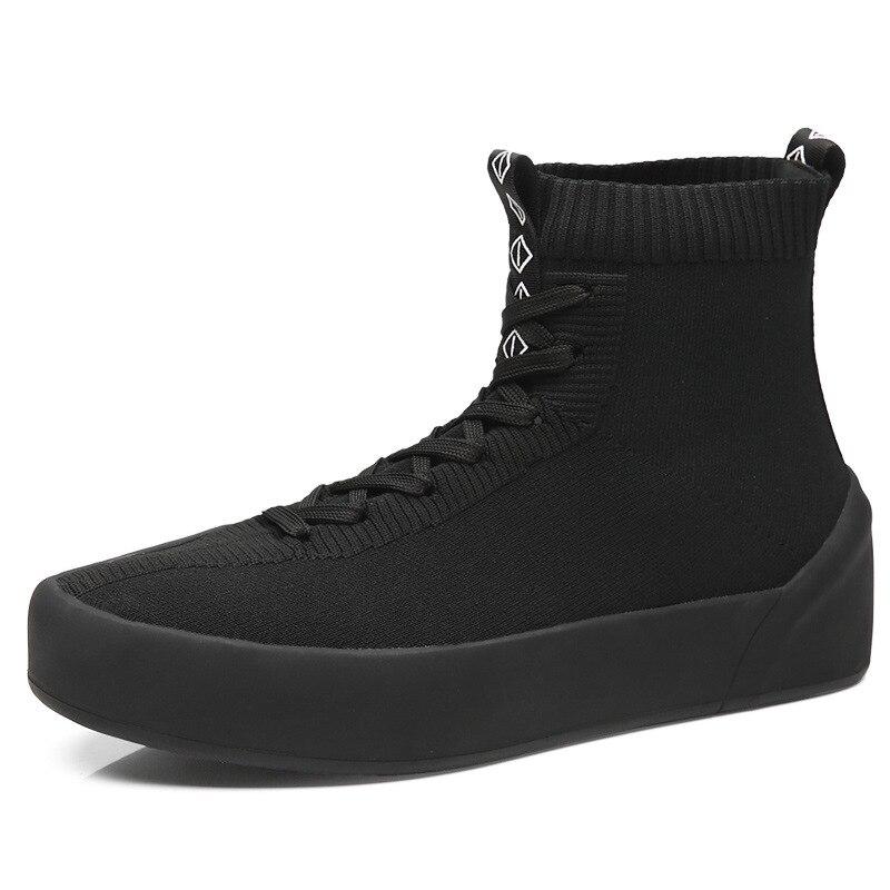 Zapatos tipo calcetín con cordones y plataforma alta