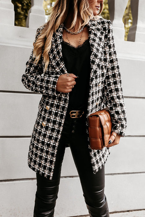 Stay Stylish with Plaid Turn-back Collar Outerwear