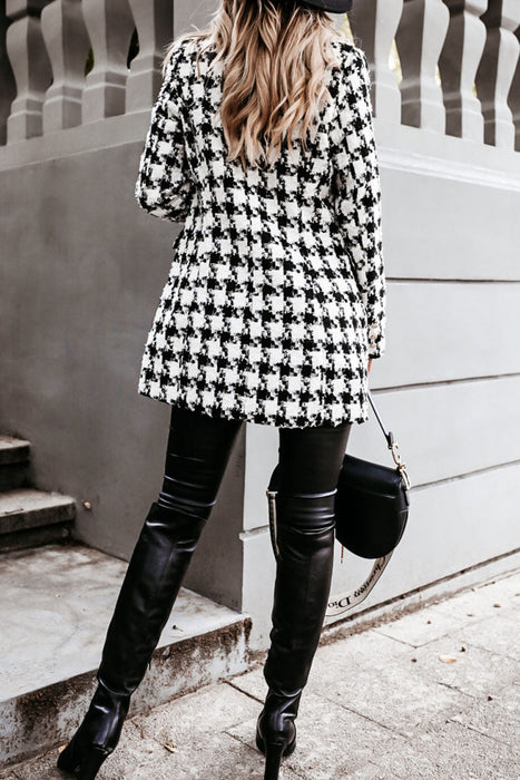 Stay Stylish with Plaid Turn-back Collar Outerwear