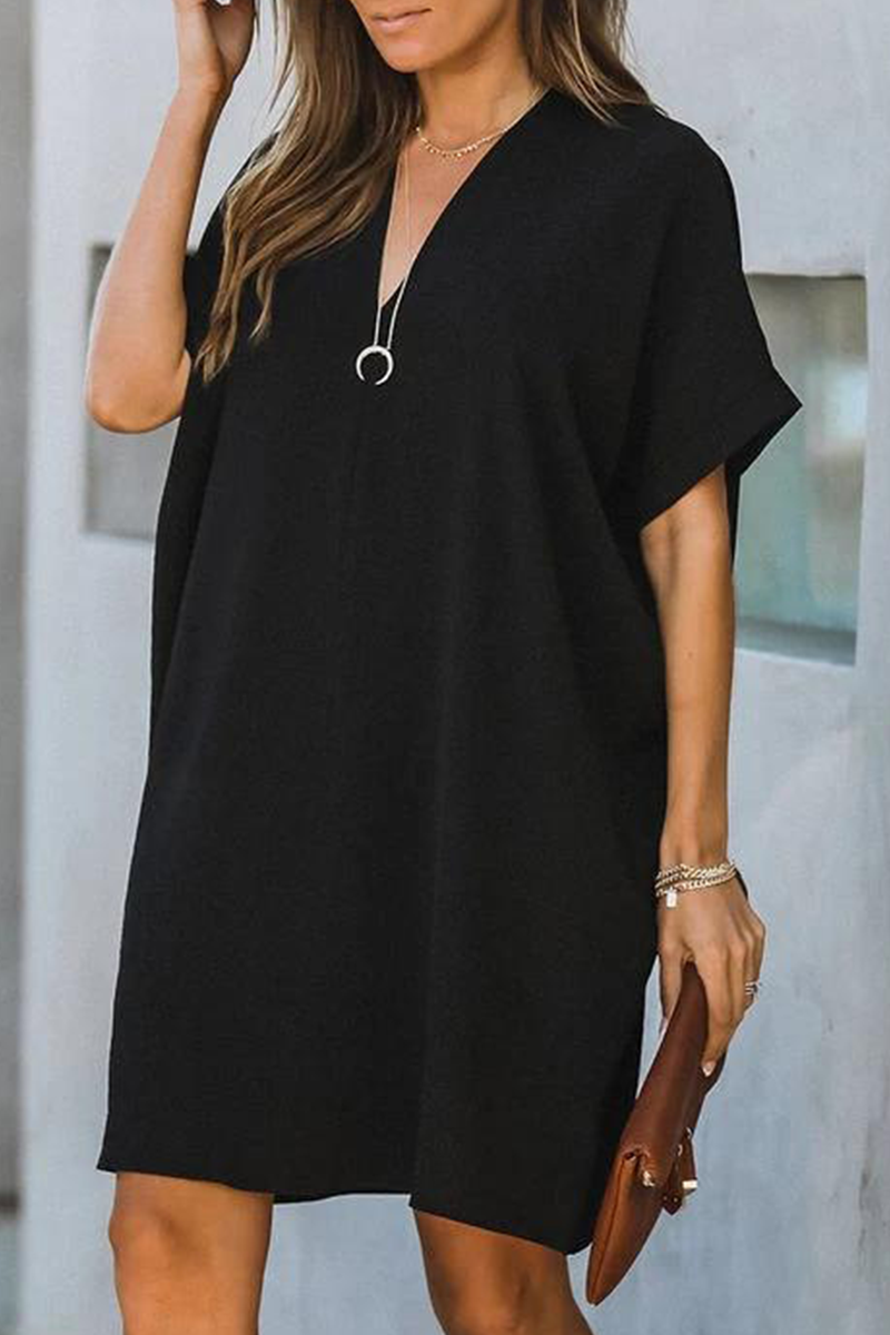 Casual & Stylish Classic Solid Patchwork V Neck Straight Dresses