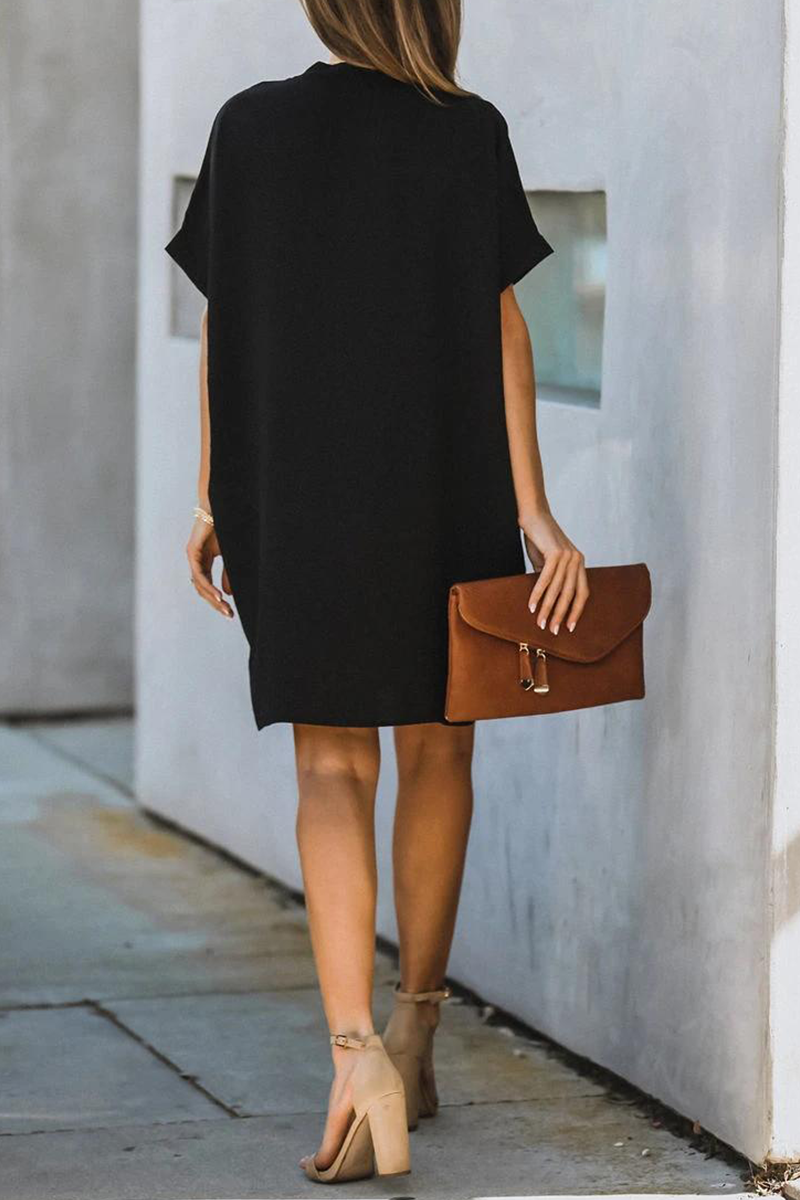 Casual & Stylish Classic Solid Patchwork V Neck Straight Dresses