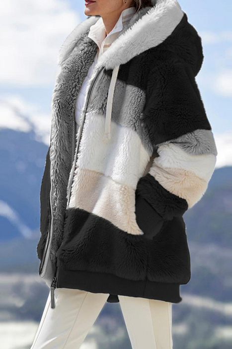Ropa de abrigo informal y elegante con cuello con capucha y cremallera en contraste