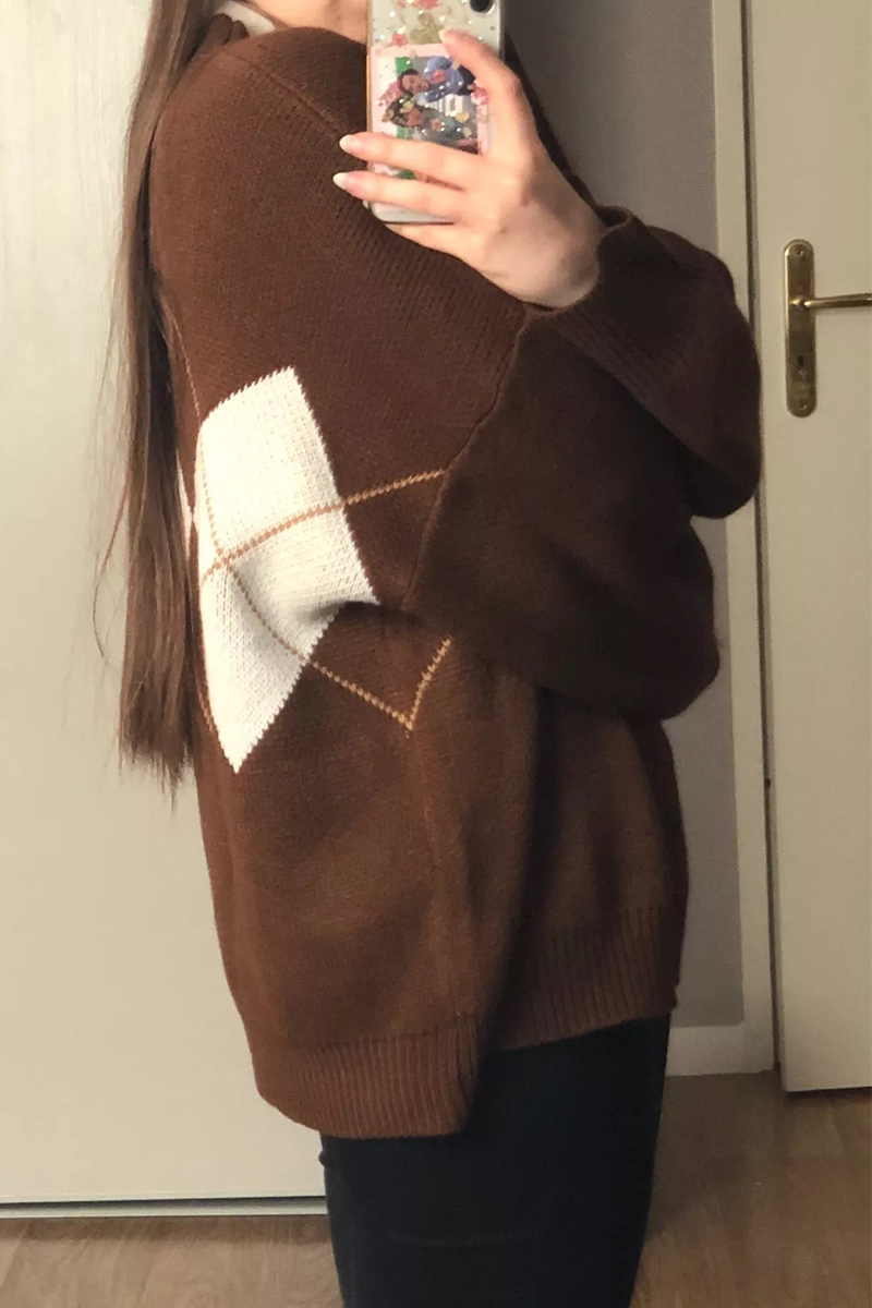 Casual & Stylish Geometric Patchwork Contrast O Neck Tops Sweater(3 Colors)