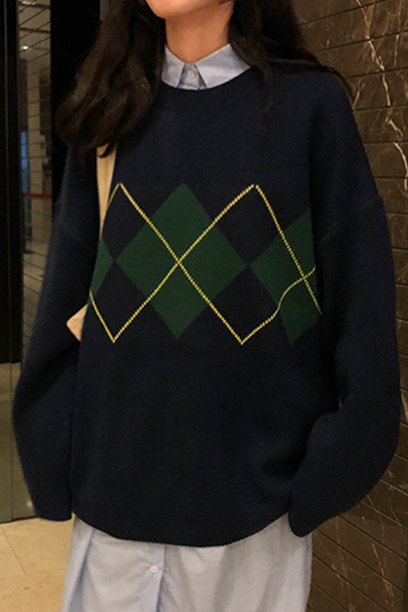 Casual & Stylish Geometric Patchwork Contrast O Neck Tops Sweater(3 Colors)