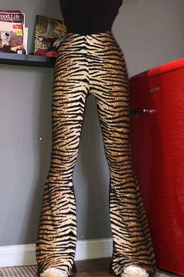 Street-Savvy Animal Print High-Waisted Full-Length Bottoms (Leopard Patchwork)