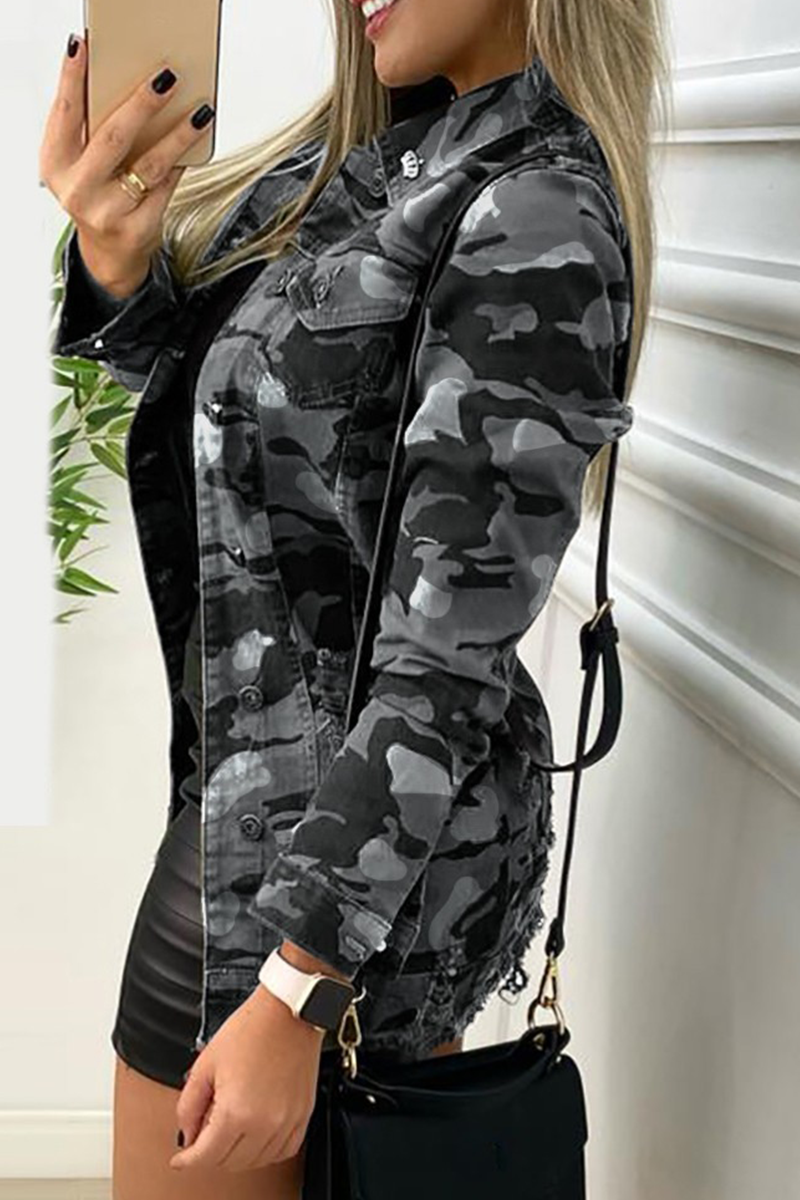 Stay in Vogue with Camouflage Print Denim Jacket (Regular Fit)