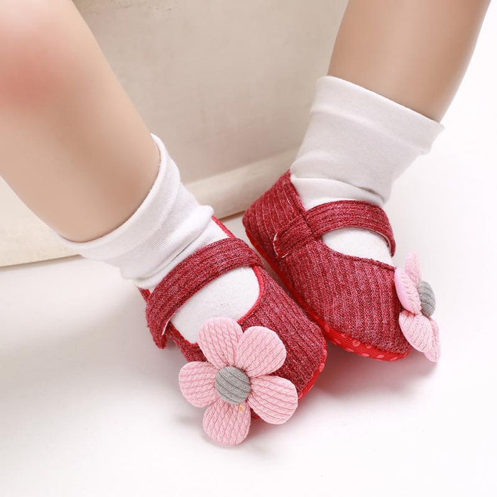 Baby / Toddler Girl Pretty 3D Floral Decor Velcro Shoes