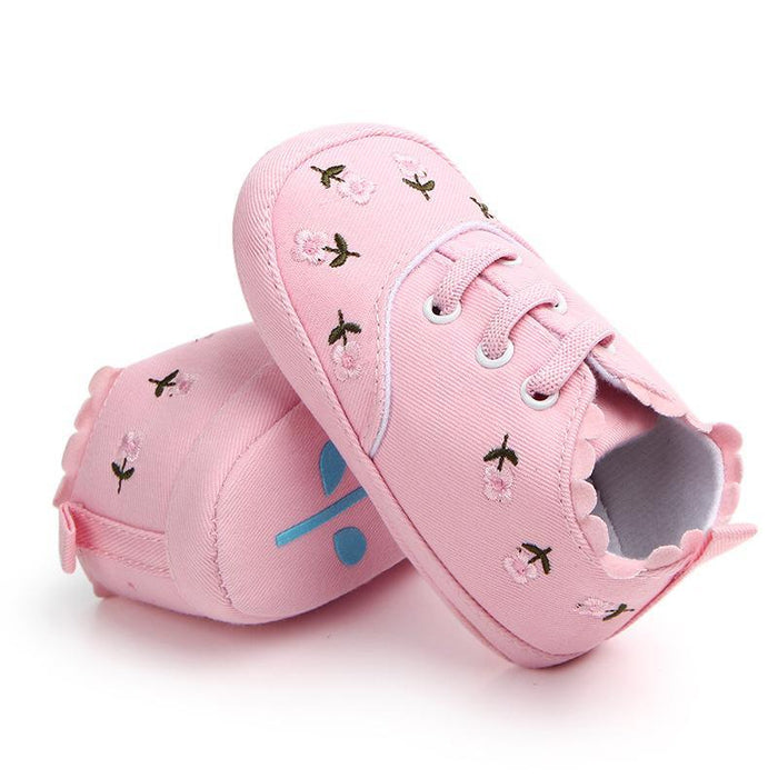 Baby / Toddler Girl Sweet Flower Embroidered Denim Prewalker Shoes