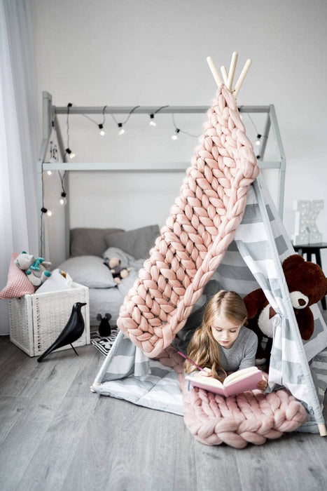 Chunky Knit Blanket – Cozy and Warm Braided Blanket for Couch and Bed