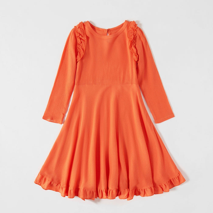 Ruffle Hem Solid Long-sleeve Dresses for Mommy and Me