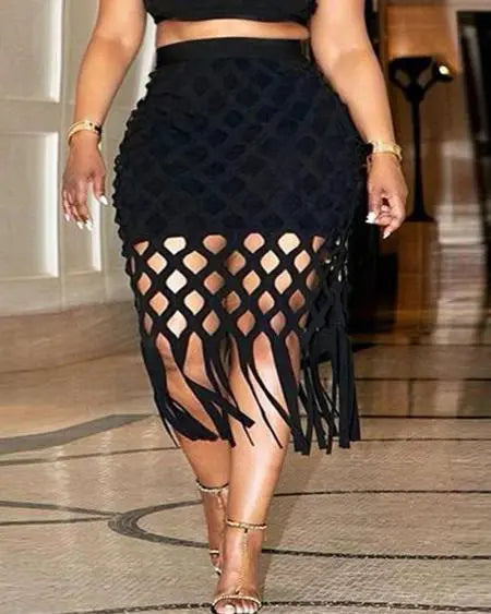 Plus Size Hollow-Out Crop Top & Skirt Set with Tassel Trim