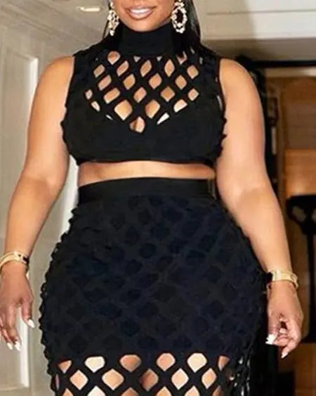 Plus Size Hollow-Out Crop Top & Skirt Set with Tassel Trim