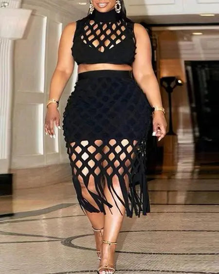 Plus Size Hollow-Out Crop Top & Skirt Set with Tassel Trim