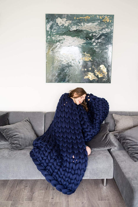 Chunky Knit Blanket – Cozy and Warm Braided Blanket for Couch and Bed