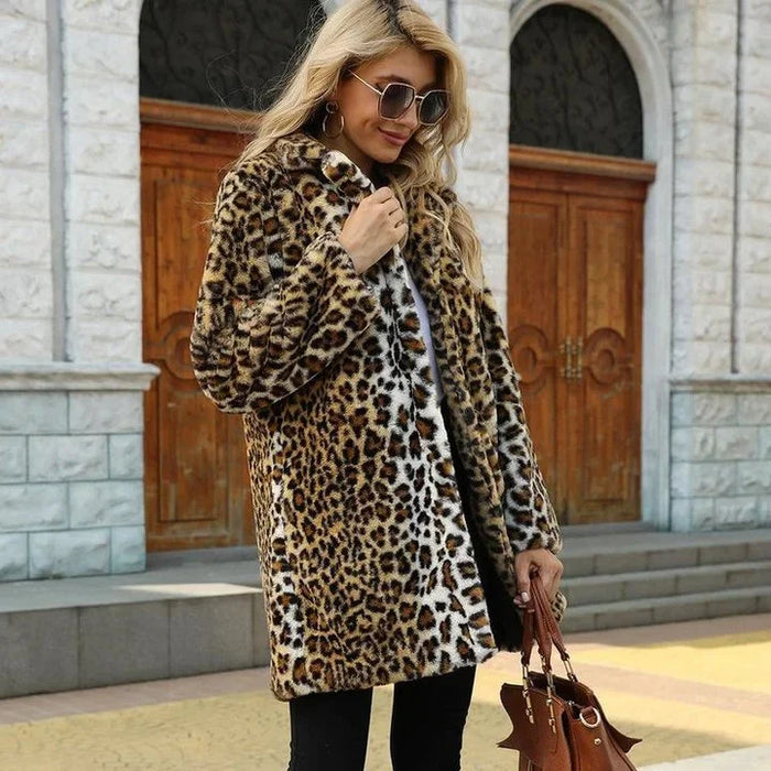 Savannah Chic Luxe halflange nepbontjas met luipaardprint en notch-revers 