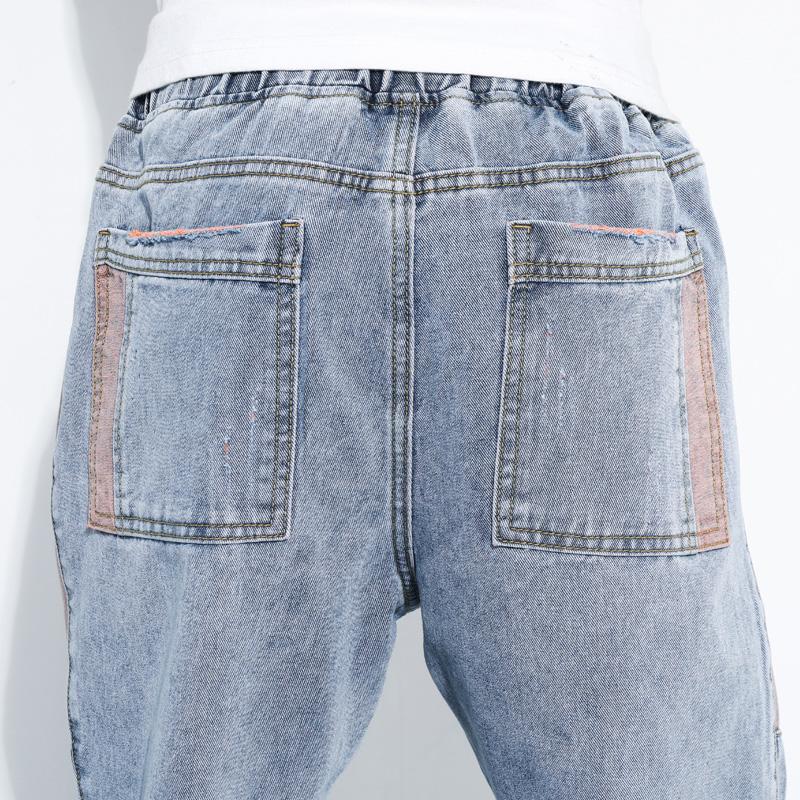 Joggers de mezclilla desgastados claros