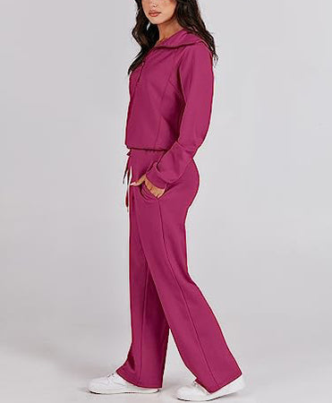 Women's Luxe 2-Piece Sweatsuit - Oversized Half-Zip Sweatshirt & Wide-Leg Lounge Pants - Exotic Colors