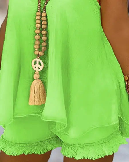 Plus Size Set: Flutter Sleeve Tank Top & Raw Hem Shorts