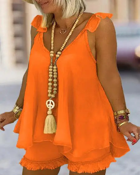 Plus Size Set: Flutter Sleeve Tank Top & Raw Hem Shorts