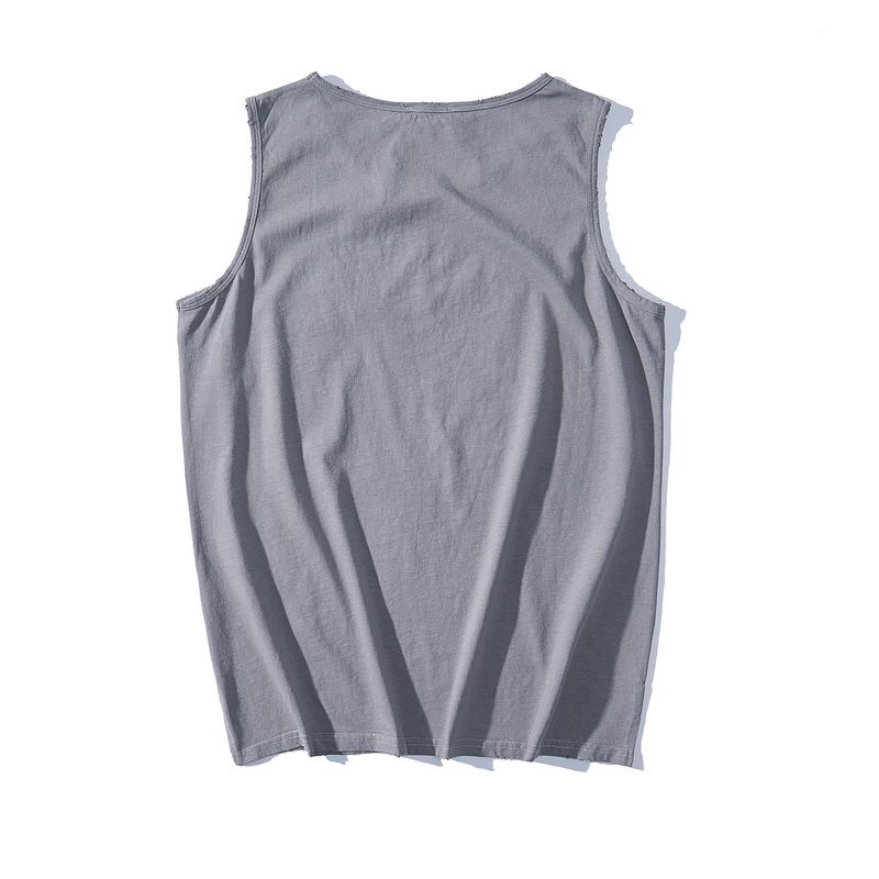 Verontruste eenvoudige tanktop