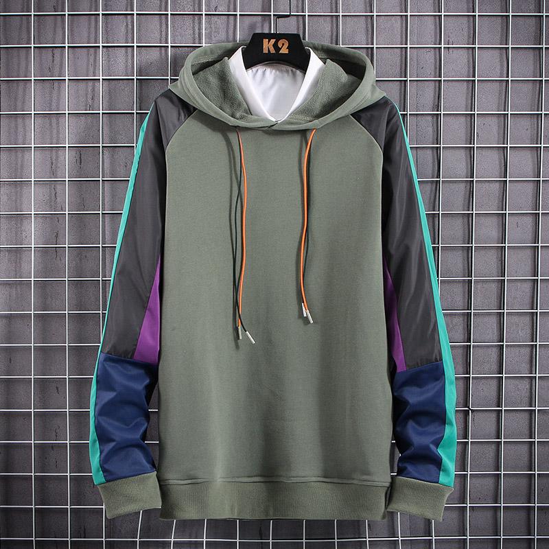 Sudadera con capucha y mangas coloridas