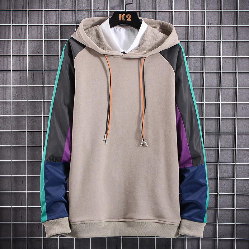 Sudadera con capucha y mangas coloridas