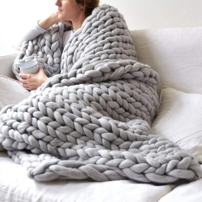 Chunky Knit Blanket – Cozy and Warm Braided Blanket for Couch and Bed