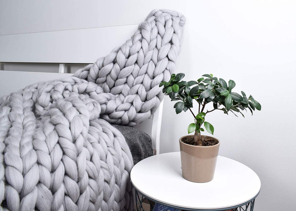 Chunky Knit Blanket – Cozy and Warm Braided Blanket for Couch and Bed