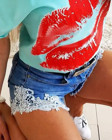 Denim Shorts: Contrast Lace & Raw Hem Design