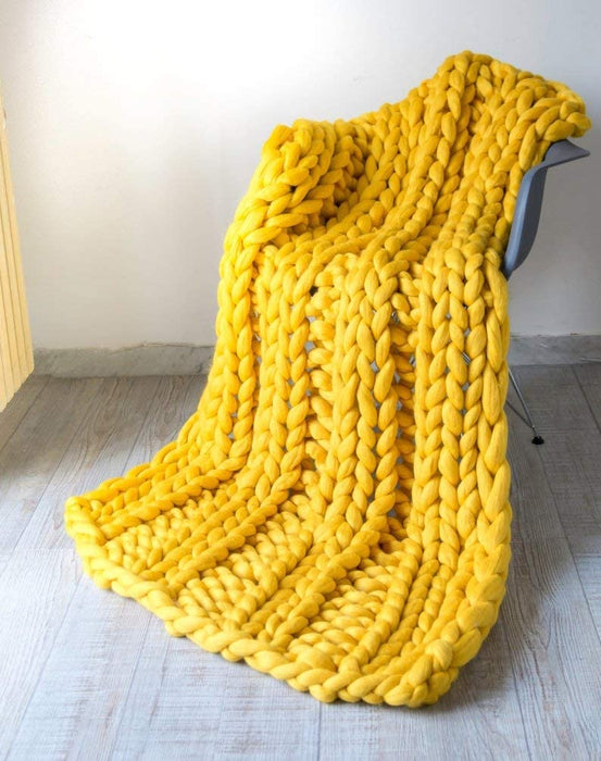 Chunky Knit Blanket – Cozy and Warm Braided Blanket for Couch and Bed