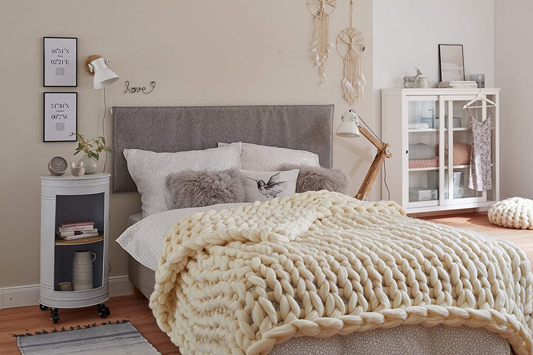 Chunky Knit Blanket – Cozy and Warm Braided Blanket for Couch and Bed