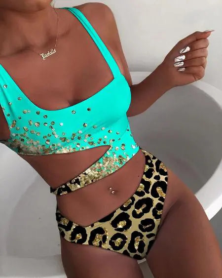 One-Piece Swimsuit with Leopard Print Contrast & Cutout
