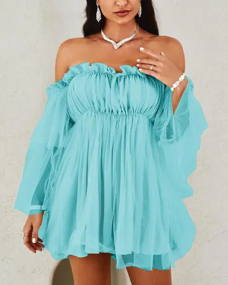 Doorzichtige mesh-swingjurk met off-shoulder en ruches 