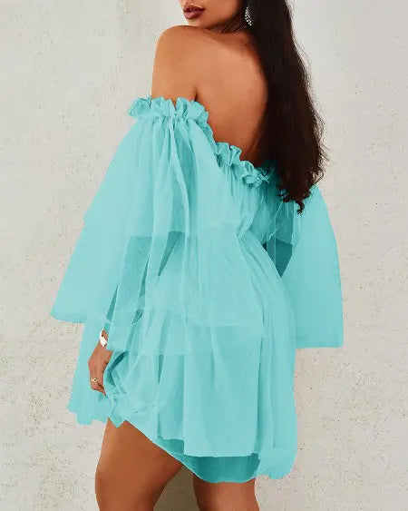 Doorzichtige mesh-swingjurk met off-shoulder en ruches 