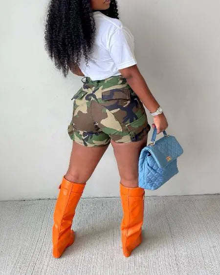 Camouflage shorts met hoge taille 
