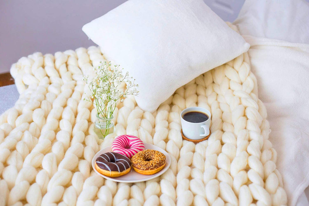 Chunky Knit Blanket – Cozy and Warm Braided Blanket for Couch and Bed