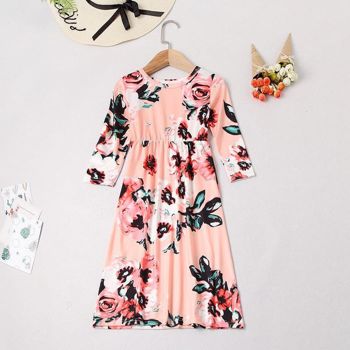 Hermosos vestidos estampados florales para mamá y para mí