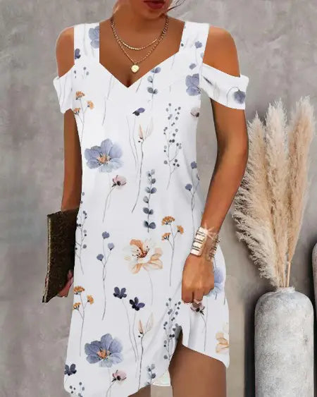 Vestido casual floral con hombros descubiertos 