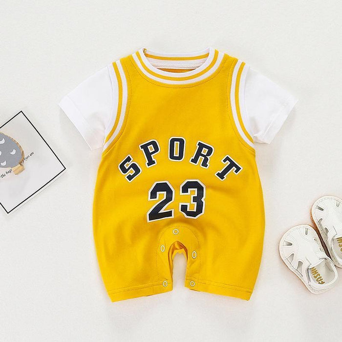 Mamelucos con estampado deportivo y letras elegantes para bebé