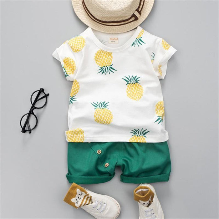 Fashionable Pineapple Print Short-sleeve Tee and Shorts Set for Baby and Toddler Boys