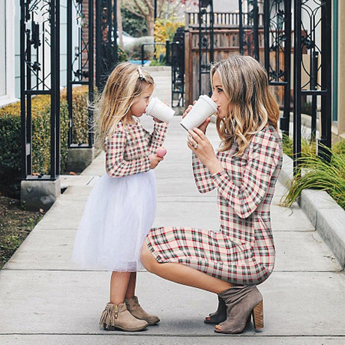 Mommy and Me Plaid print Long-sleeve Dresses