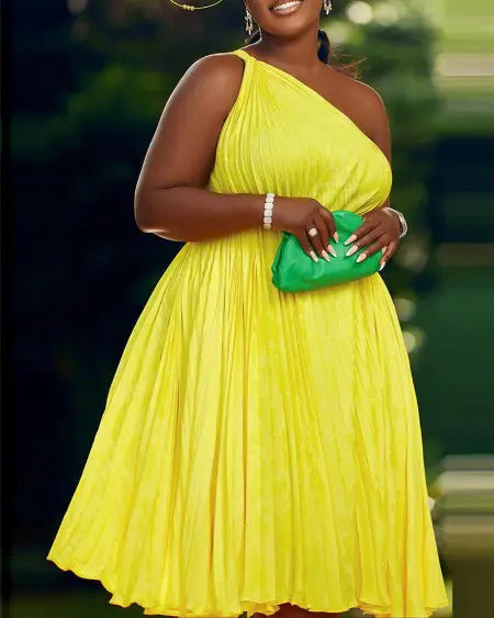 Vestido de fiesta plisado de un solo hombro 