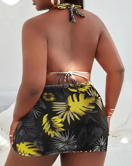 Plus Size Swimsuit Set with Tropical Print and Cover Up