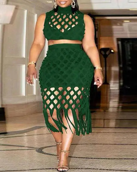 Plus Size Hollow-Out Crop Top & Skirt Set with Tassel Trim