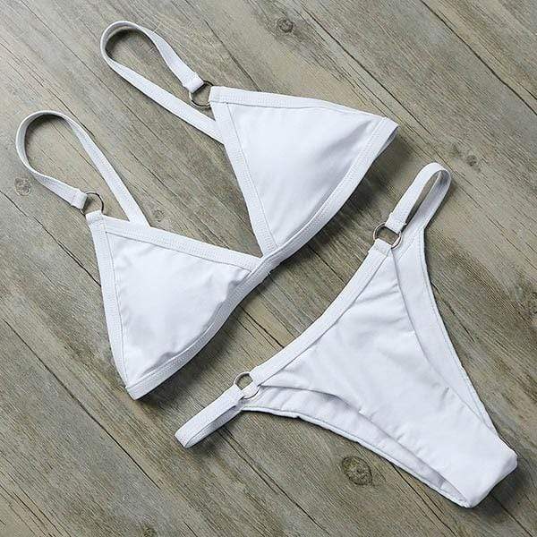 Conjunto de bikini con tanga alta 