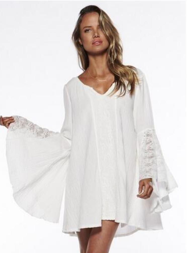 Chique kanten strandjurk met V-hals 