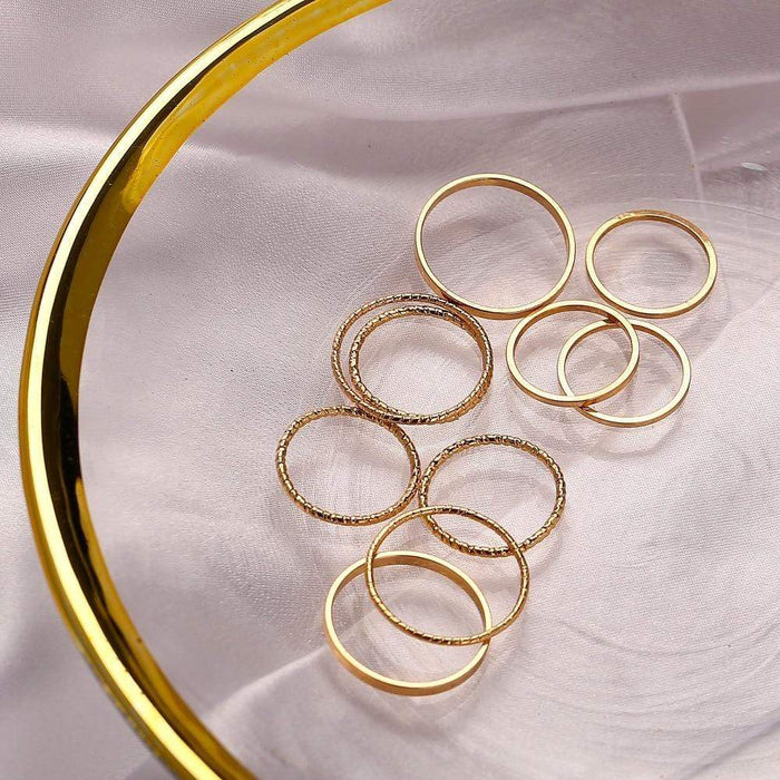 Conjunto de anillos de nudillos de oro 