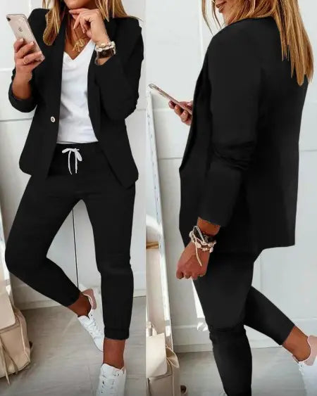 Combinatie blazer met revershals en broek met trekkoord 