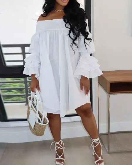 Casual off-shoulder jurk met klokmouwen 